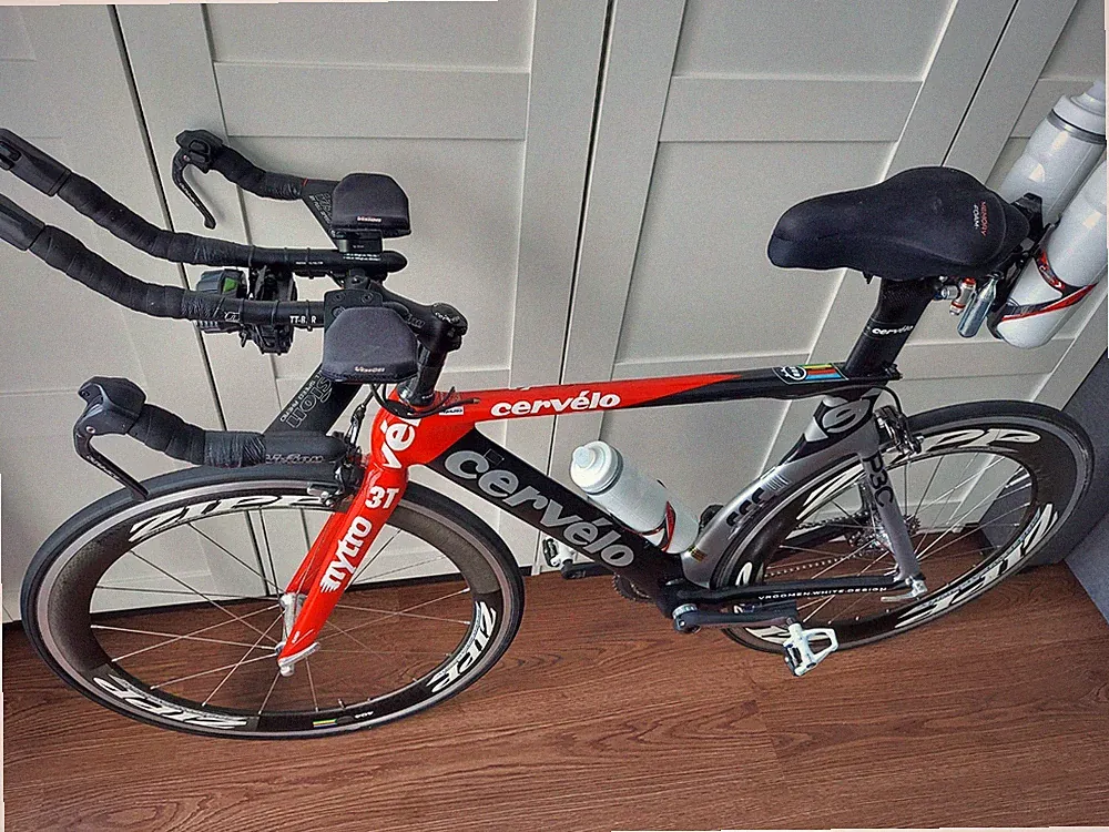 Cervelo Triathlon Bike P3 All Carbon Dura-Ace, Zipp 808 Wheels, Electronic Gears