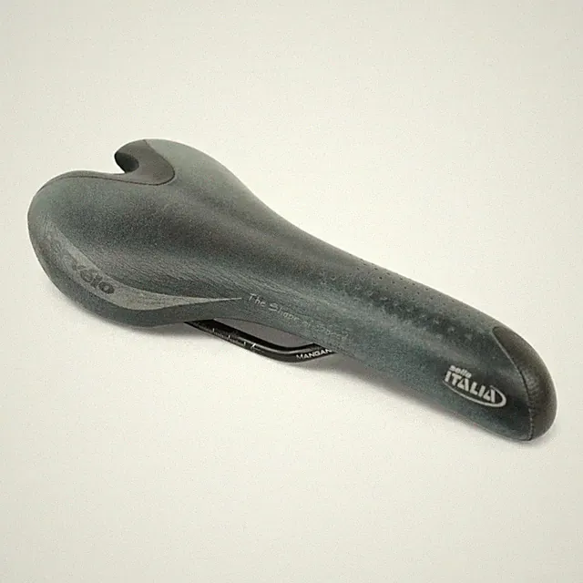 Selle Italia Cervelo Branded Saddle Leather Manganese Rails Triathlon Bike Seat